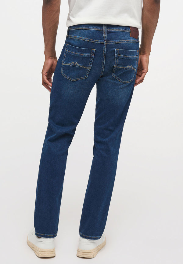Mustang Men's Washington Medium Rise Straight Leg Jeans 1013976
